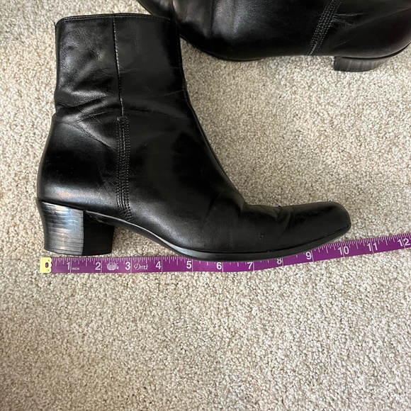 MUNRO Black Leather Ankle Heeled Boot Size 6.5 - Picture 8 of 13